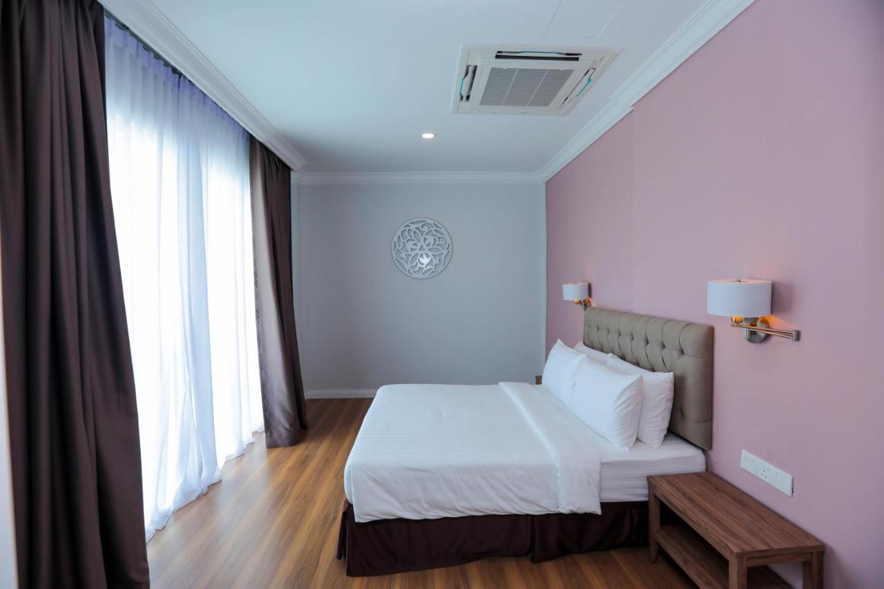 Hotel Casuarina@クアラ・カンサー エクステリア 写真